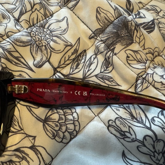 Red Prada glasses. Yes they are real. - Picture 1 of 6